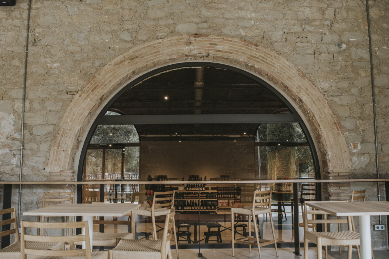 Bodegas Franco-Españolas x Arquitelia